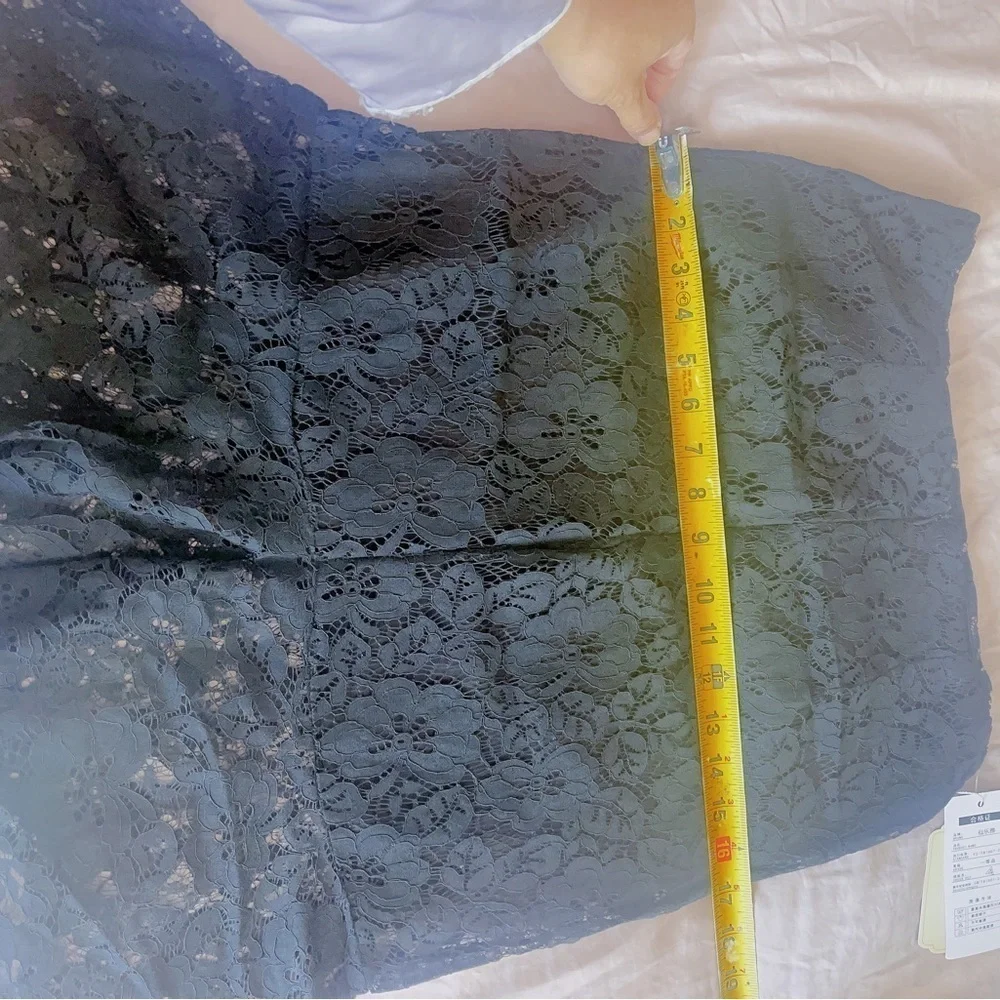 Black lace fishtail dress‎ eyelet lace